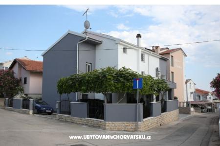 Apartamenty Toni Vodice Chorwacja
