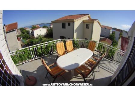 Apartamenty Milka-Jure Srima-Vodice foto 4