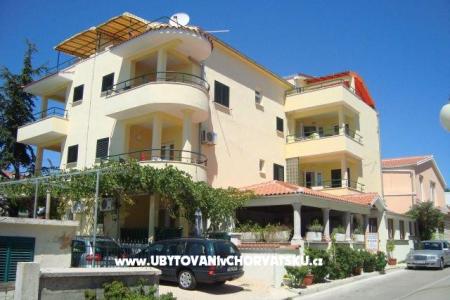 Apartamenty Bilan Vodice Chorwacja