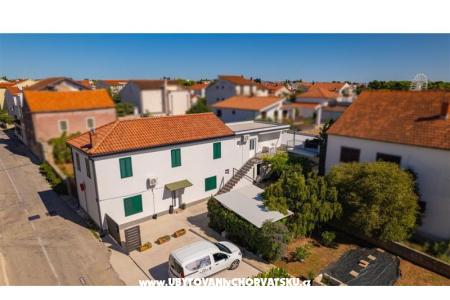 Vila Dinka Vodice Chorwacja