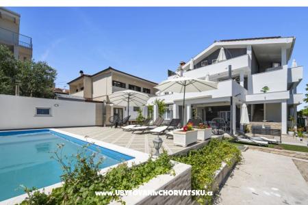 Vila s bazenom i jacuzzijima Vodice Chorwacja