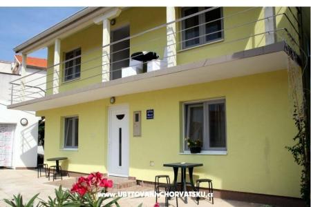 Vila Sara Vodice Chorwacja