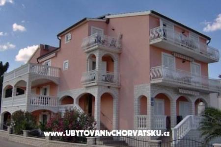 Vila Tonimir Vodice Chorwacja