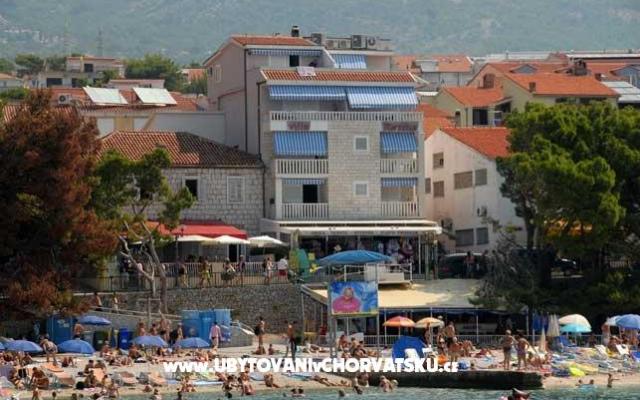 Apartamenty Villa Rozika - nocleg Baska Voda Chorwacja