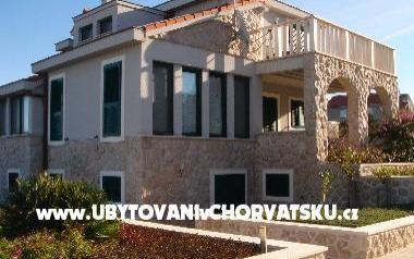 Apartament Lucija - nocleg Betina Chorwacja