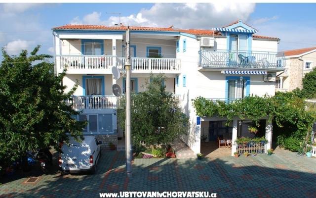 Apartamenty Došen - nocleg Biograd Chorwacja