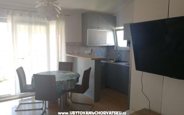 Apartamenty Nea - nocleg Biograd Chorwacja