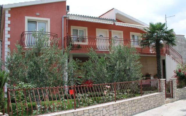 Apartamenty Salamun - nocleg Biograd Chorwacja