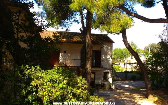 Apartamenty Vesna - nocleg Biograd Chorwacja