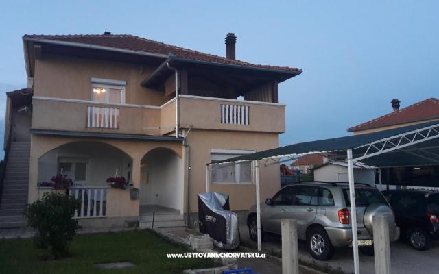 D-T  - nocleg Biograd Chorwacja