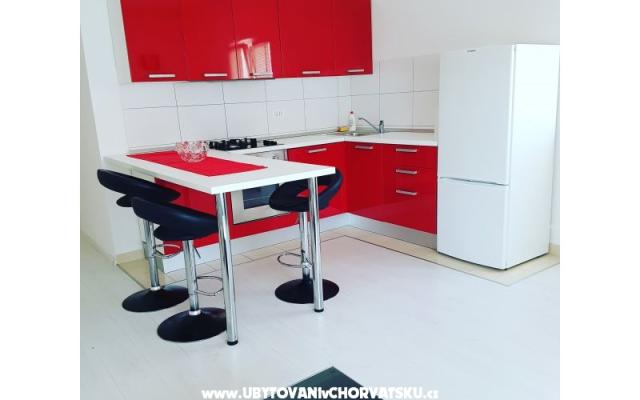 Apartament OZANA - nocleg Blace Chorwacja