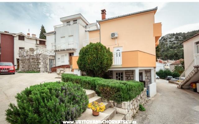 Apartamenty Sršen - nocleg Blace Chorwacja