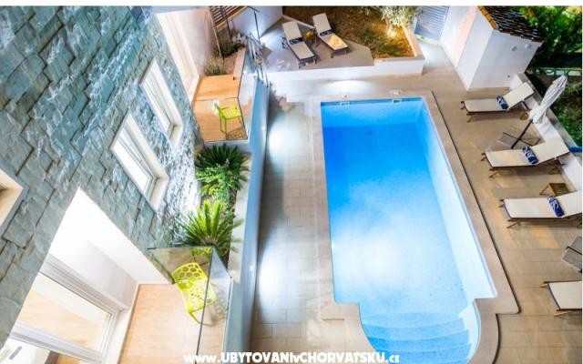 Villa Blanka Bol island Brac for 12 - nocleg eiland Brac Chorwacja