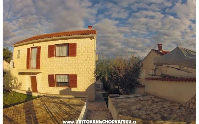 Dom na moru - nocleg eiland Brac Chorwacja