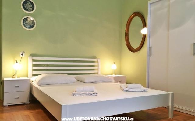 Cro-Split Apartamenty - nocleg eiland Brac Chorwacja