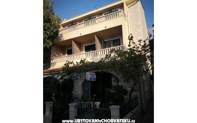 Apartamenty Alač - nocleg Drvenik Chorwacja