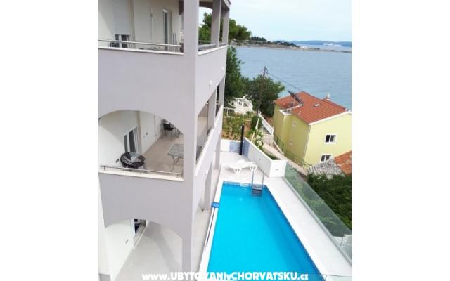 Apartamenty Villa Stipe - nocleg Dugi Rat Chorwacja