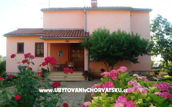 Apartament Buzleta - nocleg Fazana Chorwacja