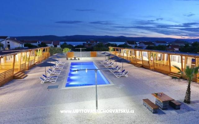 Mobile Robert''s - Helen''s - nocleg Sv. Filip i Jakov Chorwacja