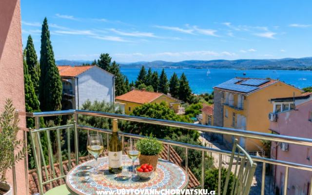 Villa Casablanca  - nocleg Sv. Filip i Jakov Chorwacja