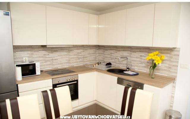 Apartament Marinko, Kaštel Gomilica - nocleg Kastela Chorwacja