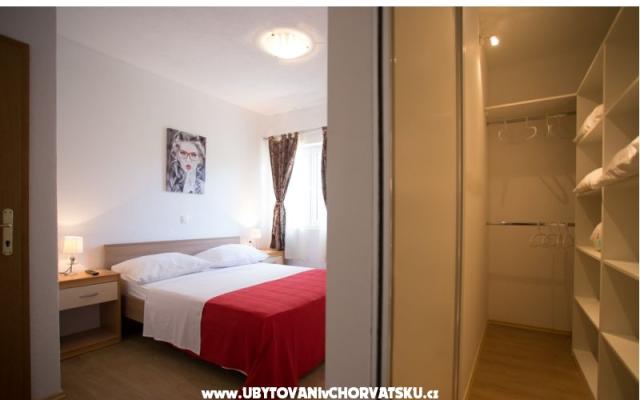 Apartamenty Duje - nocleg Kastela Chorwacja