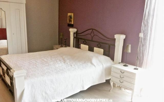 Apartamenty Vito - nocleg Kastela Chorwacja