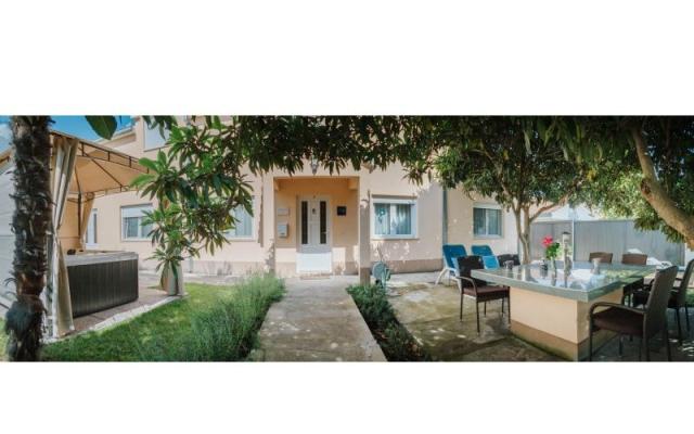 Villa Vitali - nocleg Kastela Chorwacja