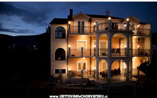 Villa Paradise  - nocleg Kastela Chorwacja