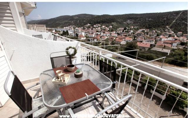 Apartamenty Knežević - nocleg Marina - Trogir Chorwacja