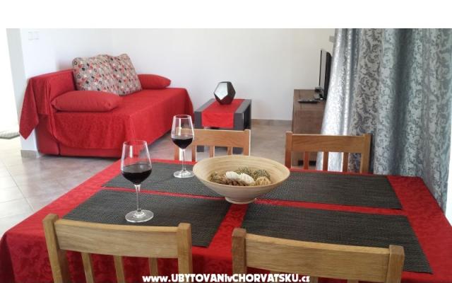 Apartamenty Sevid Nikša i Lucija - nocleg Marina - Trogir Chorwacja