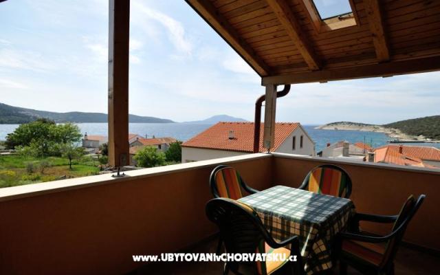 Apartamenty Tamaris - nocleg Martinscica Chorwacja