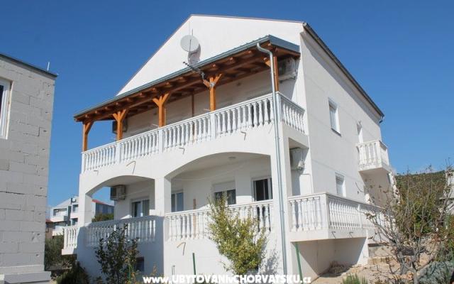 Apartamenty Maricic - nocleg Maslenica Chorwacja