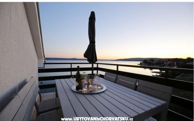 Apartamenty Nekic  - nocleg Maslenica Chorwacja