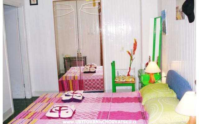 Central Apartament with Balcony - nocleg Maslenica Chorwacja