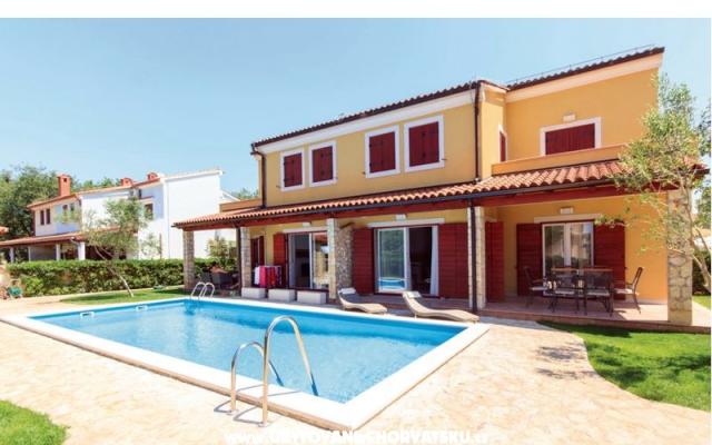 Apartament Oliva D1 z basenem - nocleg Medulin Chorwacja