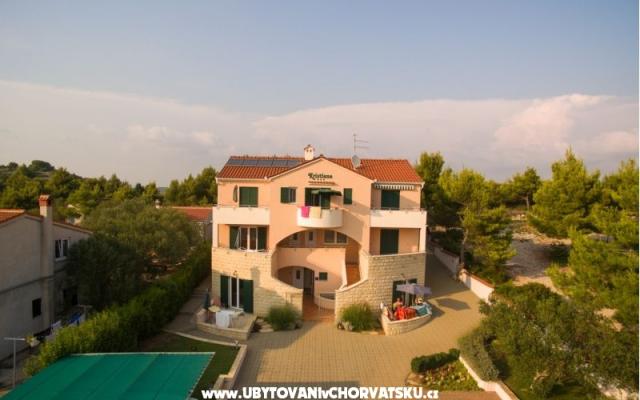 Apartamenty Kristiana - nocleg eiland Murter Chorwacja