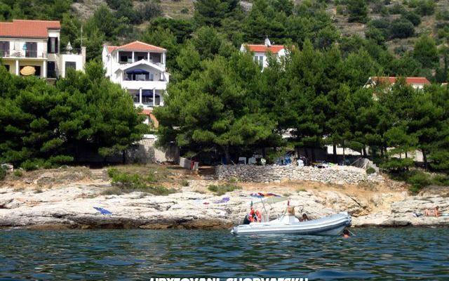Apartamenty Rona - nocleg eiland Murter Chorwacja