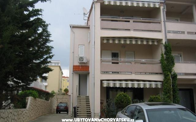 Apartamenty Mirko - nocleg Novalja - Pag Chorwacja
