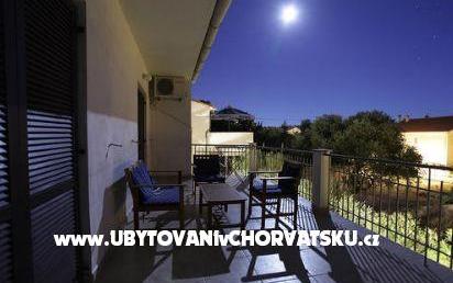 Belamarimages Apartamenty - nocleg Novalja - Pag Chorwacja