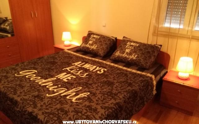 Apartamenty Jelena - nocleg Omis Chorwacja