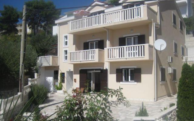 Apartamenty Villa Roza - nocleg Omis Chorwacja