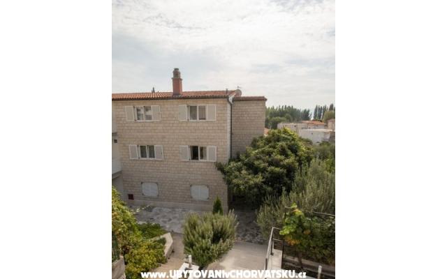 Apartamenty Vrljičak - nocleg Omis Chorwacja