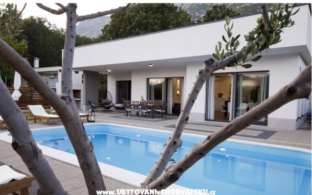 Holiday Home EB - nocleg Omis Chorwacja