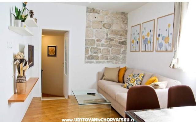 Main Square Apartament - nocleg Omis Chorwacja
