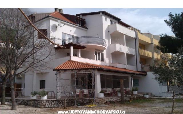 Pansion Šarić - nocleg Omis Chorwacja