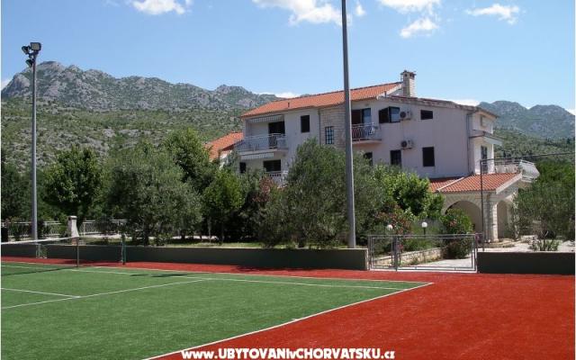 Apartamenty Villa Nina - nocleg Starigrad Paklenica Chorwacja