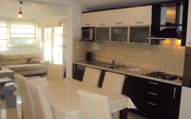 Apartament Lovre - nocleg Pakostane Chorwacja