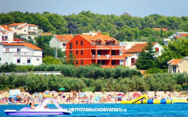 Apartamenty Villa San Marino - nocleg Pakostane Chorwacja