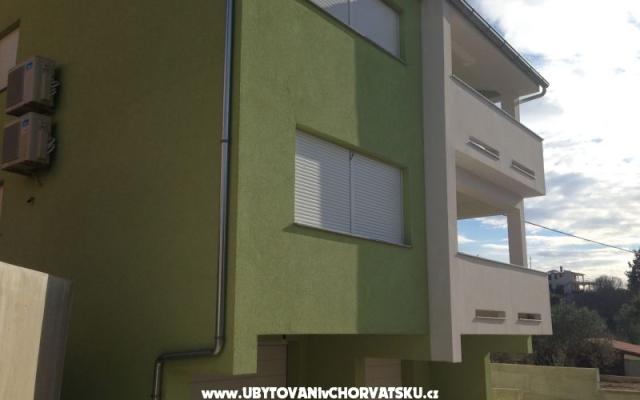 Apartamenty Drage - nocleg Pakostane Chorwacja